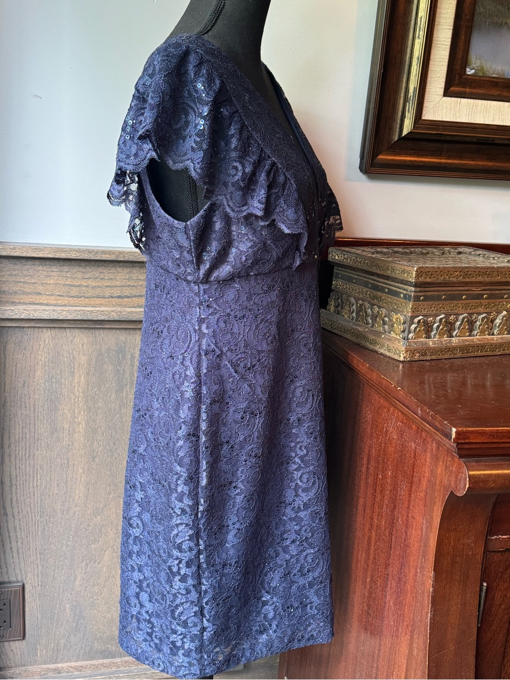 Night Way Collections Navy Lace V-Neck Midi Dress 14 EUC - Picture 6 of 8